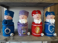 voetbal mascottes in handdoekken