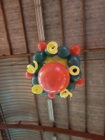 ballonkrans carnaval kleuren met 24 inch ballon