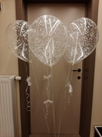 1 helium ballon gevuld met confetti aan zandzakje