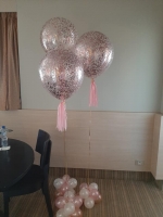 helium ballon 18 inch clear met roze confetti gevuld en kwast