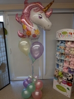 folie unicorn met 3 effen heliumballonnen a afgewerkt ballonvoetje