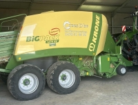 Bestickering logo op landbouwmachine